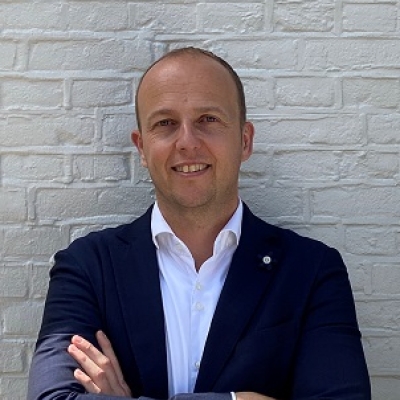 Portretfoto van  Jurgen Bakkers, financieel adviseur