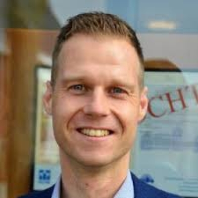 Portretfoto van G.(Gerrit) van der Goot, financieel adviseur
