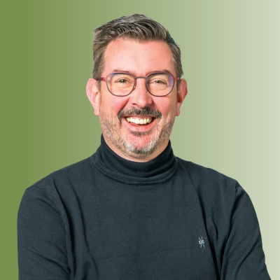 Portretfoto van J.B. Ridder, financieel adviseur