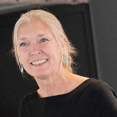 Portretfoto van M. (Monique) Londema, financieel adviseur