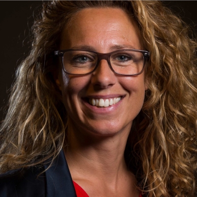 Portretfoto van  Conny van Haaster, financieel adviseur