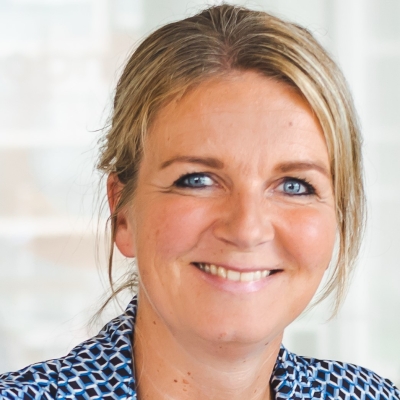 Portretfoto van M.(Miriam) Bats, financieel adviseur