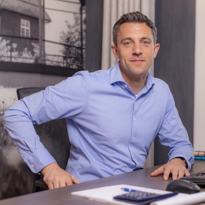 Portretfoto van S.M.(Sebastiaan) van der Linde, financieel adviseur