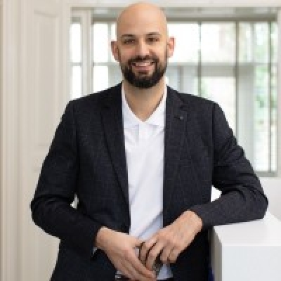 Portretfoto van T.(Tim) Jähnig, financieel adviseur