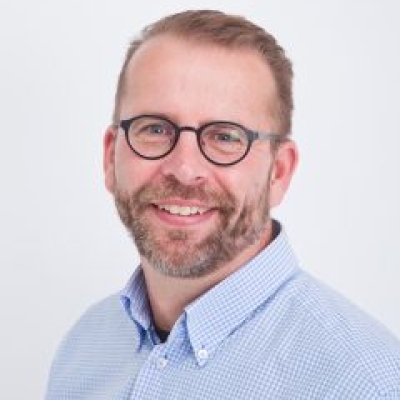 Portretfoto van S. (Bas) Combee, financieel adviseur