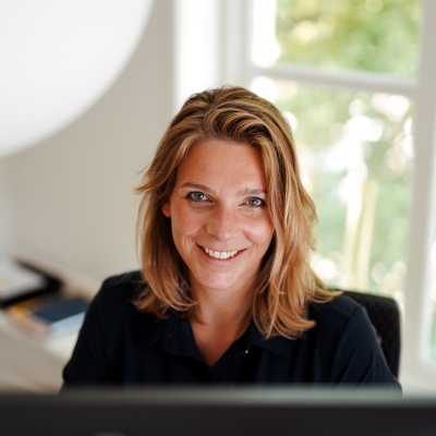 Portretfoto van G.(Gonda) van der Veen, financieel adviseur