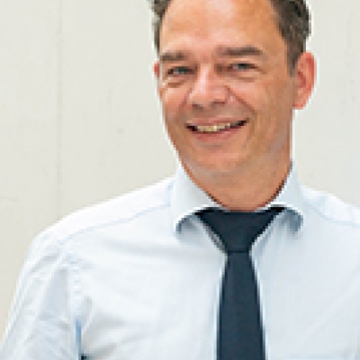 Portretfoto van  BJP Bart Hermsen, financieel adviseur