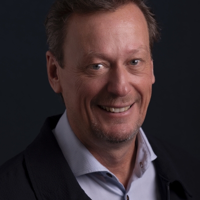 Portretfoto van Jan van de Veerdonk, financieel adviseur