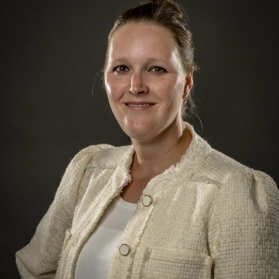 Portretfoto van A.A.F. (Aniek) Leeijen, financieel adviseur