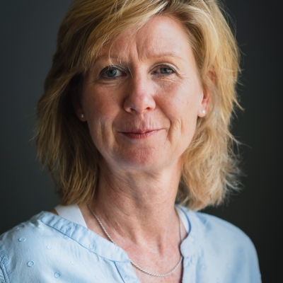 Portretfoto van A.A.G. Anke Albring, financieel adviseur