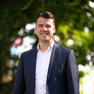 Portretfoto van Jeremy Grobben, financieel adviseur