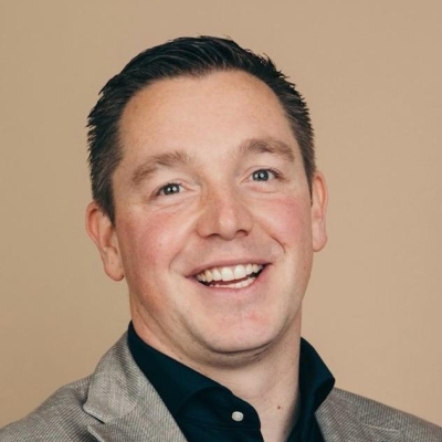 Portretfoto van N.A.(Niels) de Hoog, financieel adviseur