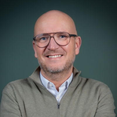 Portretfoto van Wim Rietveld, financieel adviseur